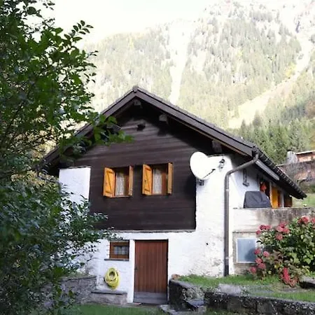 Chalet Chalet Maria With Mountain View - Netflix Mesocco